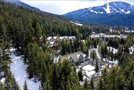 Ski-In/Ski-Out Alpine Retreat in Whistler - Whistler, Canada