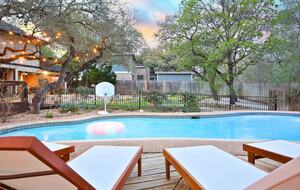 Castle Hills Escape | Spacious, Stylish & Made for Entertaining - San Antonio, Texas