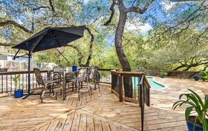 Castle Hills Escape | Spacious, Stylish & Made for Entertaining - San Antonio, Texas