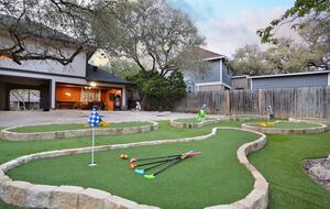 Castle Hills Escape | Spacious, Stylish & Made for Entertaining - San Antonio, Texas