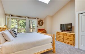 Alpine Elegance Near Breckenridge Slopes - Breckenridge, Colorado