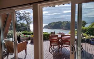 Private Harbourside Haven with Stunning Views - Dunedin, New Zealand