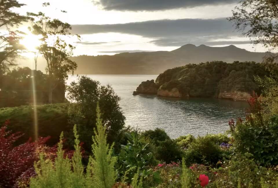 Private Harbourside Haven with Stunning Views - Dunedin, New Zealand