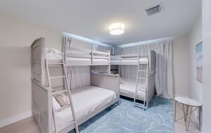 Seaside Comfort Steps from Fort Myers Beach - Fort Myers Beach, Florida