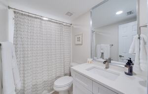 Seaside Comfort Steps from Fort Myers Beach - Fort Myers Beach, Florida