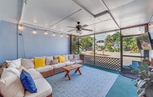 Seaside Comfort Steps from Fort Myers Beach - Fort Myers Beach, Florida