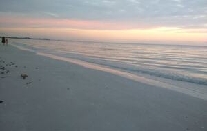 Seaside Comfort Steps from Fort Myers Beach - Fort Myers Beach, Florida