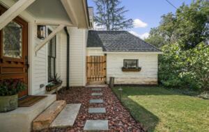 A Timeless Southern Retreat with Mountain Views - Stone Mountain, Georgia