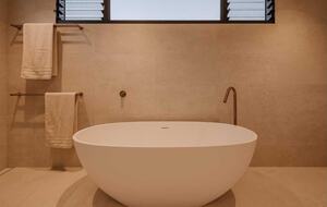 A Harmonious Blend of Sophistication and Sustainability in Noosaville - Noosaville, Australia