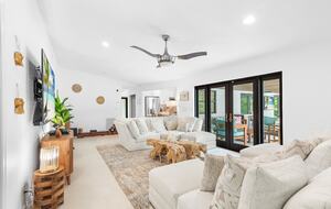 Modern Florida Retreat by the Lake - Delray Beach, Florida