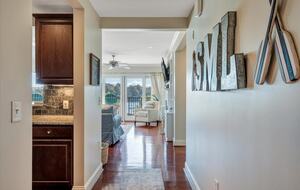 Relaxed Living with Sweeping Lake Views - Moneta, Virginia