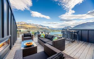 Elevated Elegance Overlooking Lake Wakatipu - Queenstown, New Zealand