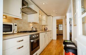 Charming Georgian Courtyard Apartment in Historic Bath - Bath, United Kingdom