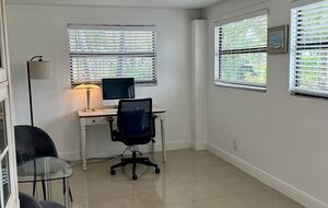 Charming Delray Beach Retreat with Pool and Pickleball Court - Delray Beach, Florida