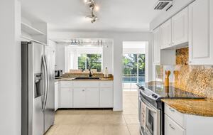 Tranquil Sarasota Retreat Near Siesta Key - Sarasota, Florida