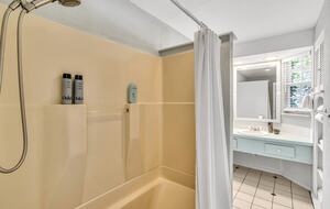 Tranquil Sarasota Retreat Near Siesta Key - Sarasota, Florida