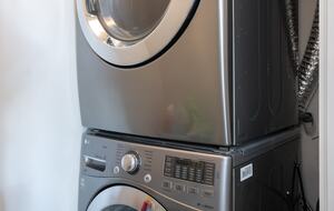 Urban Oasis Overlooking Lake Ontario - Toronto ON, Canada