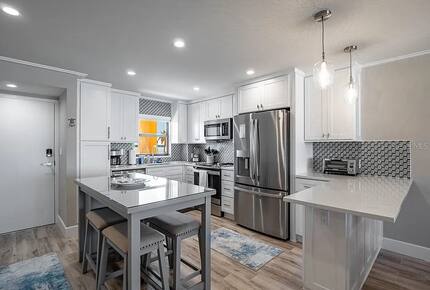 Beachfront Bliss in a Bright and Breezy Retreat - Clearwater, Florida