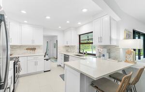 Modern Florida Retreat by the Lake - Delray Beach, Florida