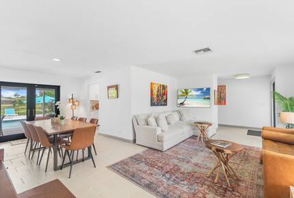 Modern Florida Retreat by the Lake - Delray Beach, Florida