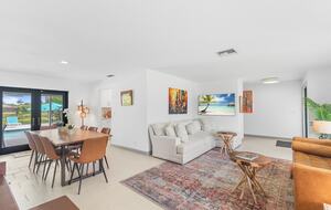 Modern Florida Retreat by the Lake - Delray Beach, Florida