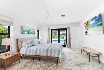 Modern Florida Retreat by the Lake - Delray Beach, Florida