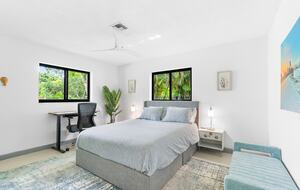 Modern Florida Retreat by the Lake - Delray Beach, Florida