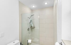 Modern Florida Retreat by the Lake - Delray Beach, Florida