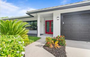 Modern Florida Retreat by the Lake - Delray Beach, Florida