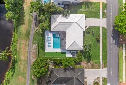 Modern Florida Retreat by the Lake - Delray Beach, Florida