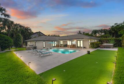 Modern Florida Retreat by the Lake - Delray Beach, Florida