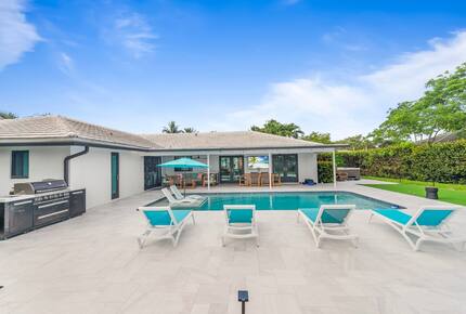 Modern Florida Retreat by the Lake - Delray Beach, Florida