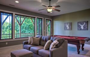 Expansive Views and Elegant Comfort Above the Clouds - Burnsville, North Carolina