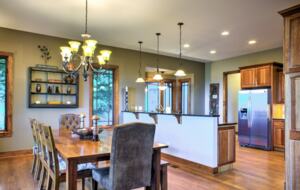 Expansive Views and Elegant Comfort Above the Clouds - Burnsville, North Carolina