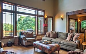 Expansive Views and Elegant Comfort Above the Clouds - Burnsville, North Carolina