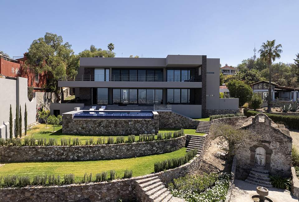Modern Marvel Overlooking San Miguel de Allende - San Miguel de Allende, Mexico