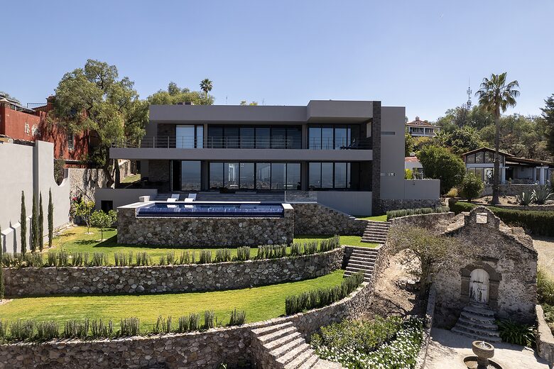 Modern Marvel Overlooking San Miguel de Allende - San Miguel de Allende, Mexico