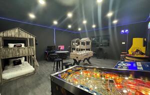 Copper Elk Lodge: A 6 acres Smoky Mountain Sanctuary - Sevierville, Tennessee