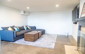 Skyline Sanctuary | Sweeping Views of Downtown Portland - Portland, Oregon