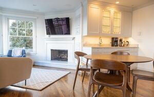 Skyline Sanctuary | Sweeping Views of Downtown Portland - Portland, Oregon