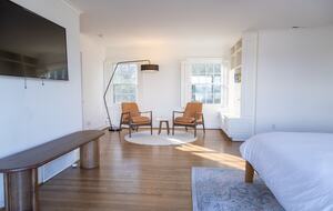 Skyline Sanctuary | Sweeping Views of Downtown Portland - Portland, Oregon