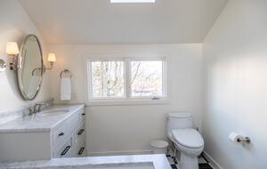 Skyline Sanctuary | Sweeping Views of Downtown Portland - Portland, Oregon