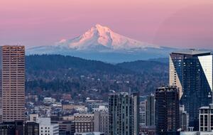 Skyline Sanctuary | Sweeping Views of Downtown Portland - Portland, Oregon