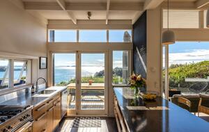 Island Escape - Waiheke Island, New Zealand