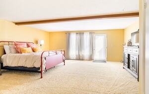 Elegant Ski-In/Ski-Out Townhome with Lake Access - McHenry, Maryland