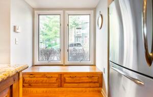 Elegant Ski-In/Ski-Out Townhome with Lake Access - McHenry, Maryland