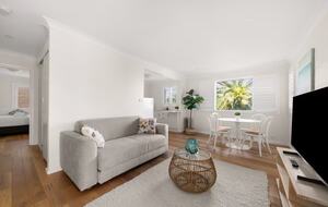 Charming Little Manly Retreat with Leafy Harbour Glimpses - Sydney, Australia