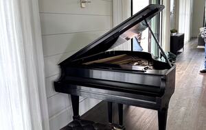 Luxury Napa Estate in the Heart of Wine Country - Napa, California