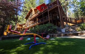 Luxury Modern Home Minutes from the Lake and Ski Slopes - Incline Village, Lake Tahoe. - Incline Village, Nevada