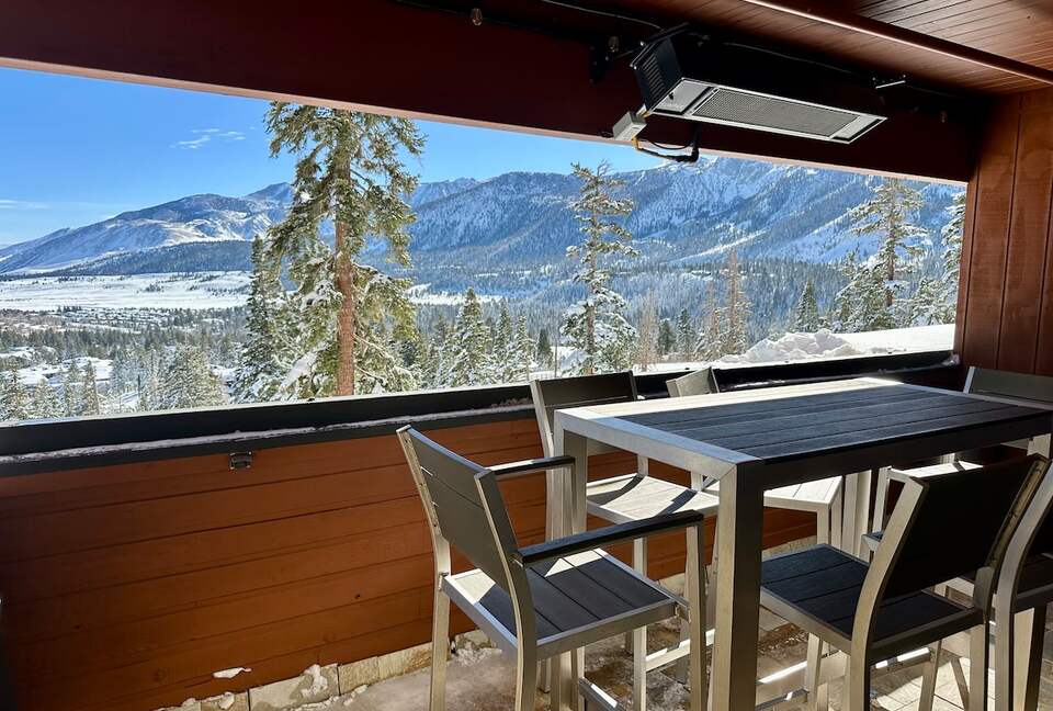 Elegant Ski-in/Ski-out Condo with Panoramic Views - Mammoth Lakes, California